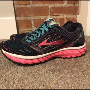 Brooks Women’s Ghost 9 Running Shoes